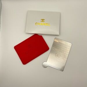 NIB CHANEL Beauty Coral Red Metallic Mirror with Case